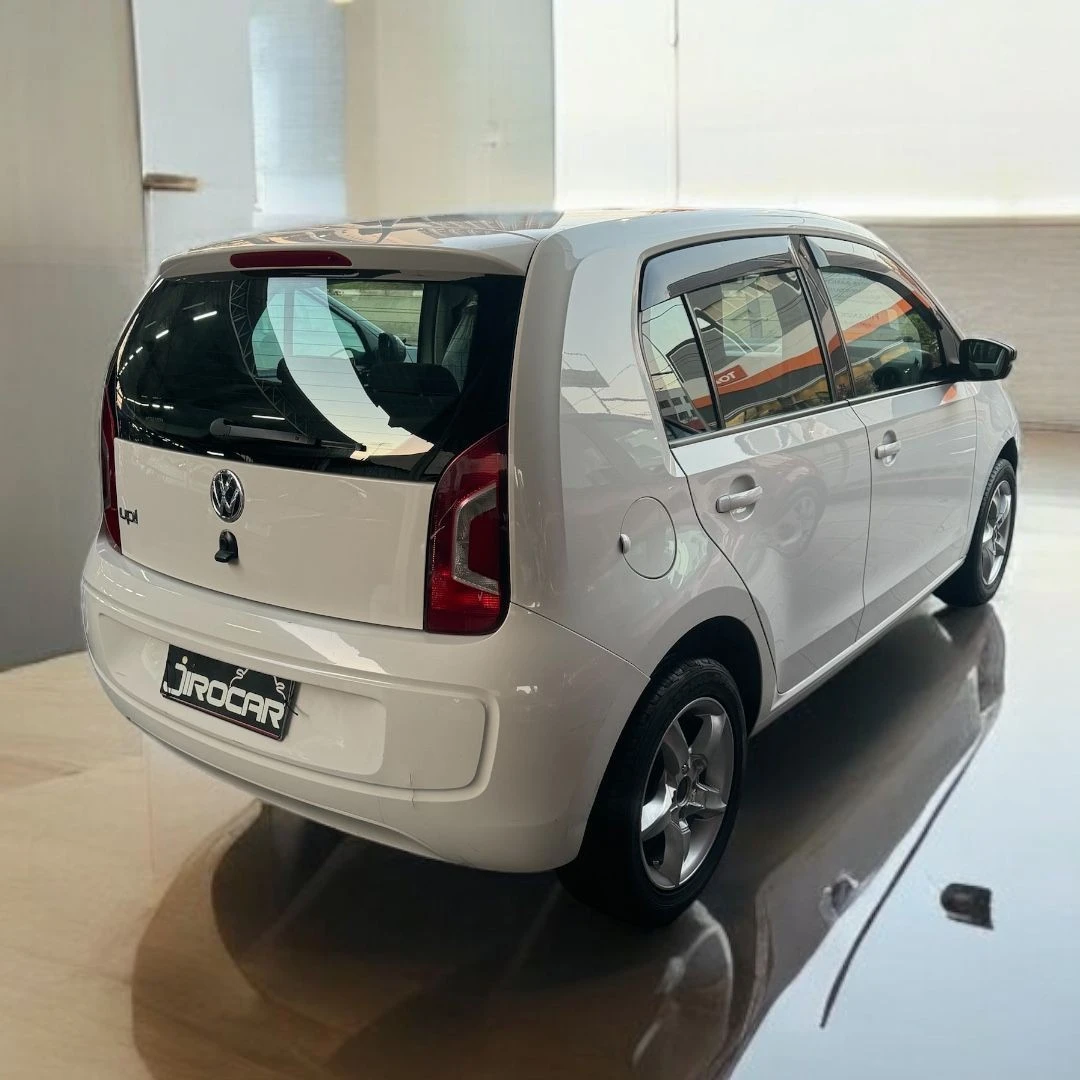 VOLKSWAGEN UP