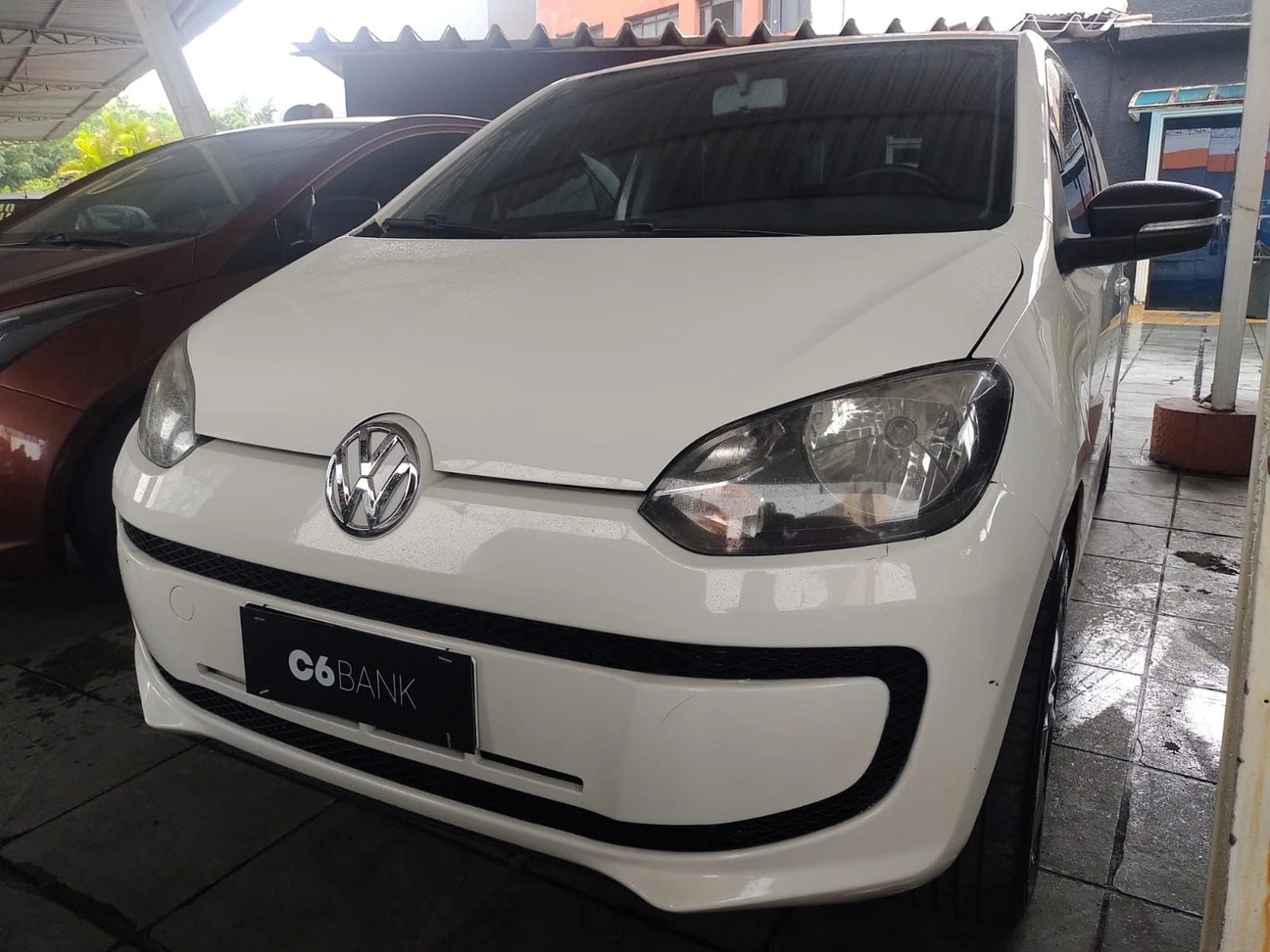 VOLKSWAGEN UP