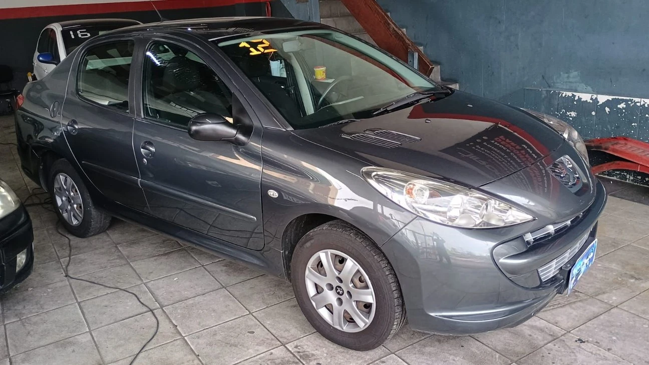 PEUGEOT 207