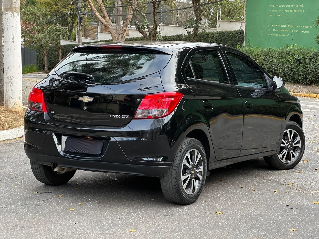 CHEVROLET ONIX
