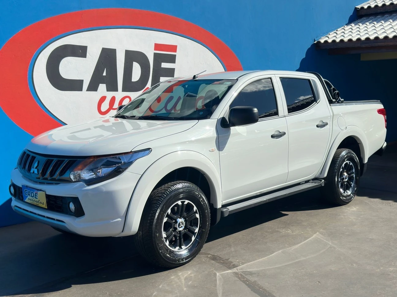 MITSUBISHI L200 TRITON