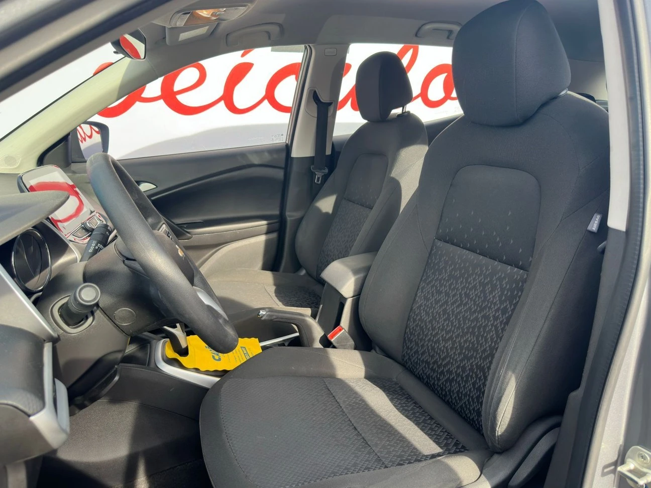 CHEVROLET TRACKER