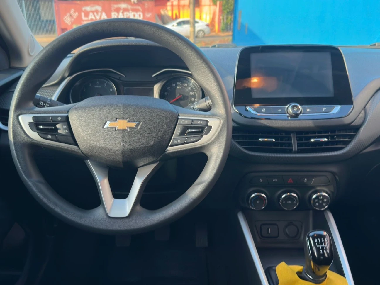 CHEVROLET ONIX