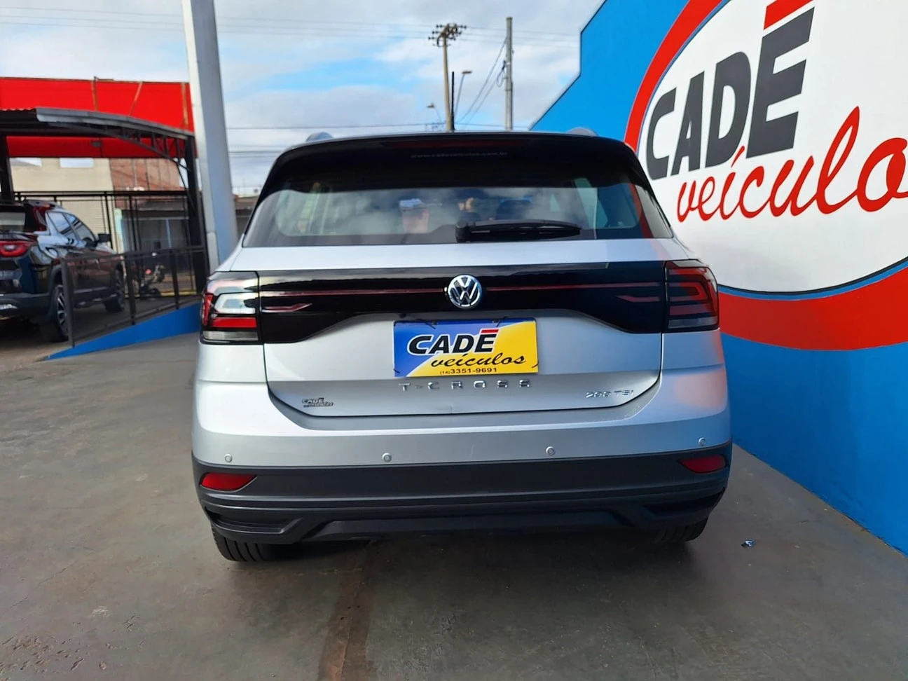 VOLKSWAGEN T-CROSS