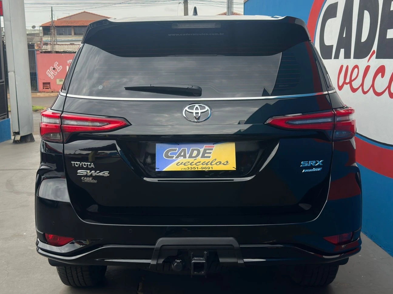TOYOTA HILUX SW4