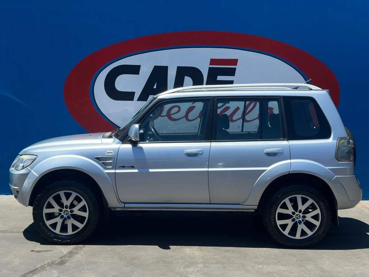 MITSUBISHI PAJERO TR4