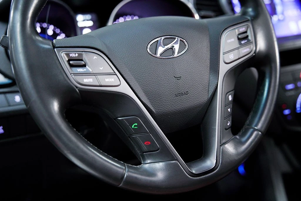 HYUNDAI GRAND SANTA FE