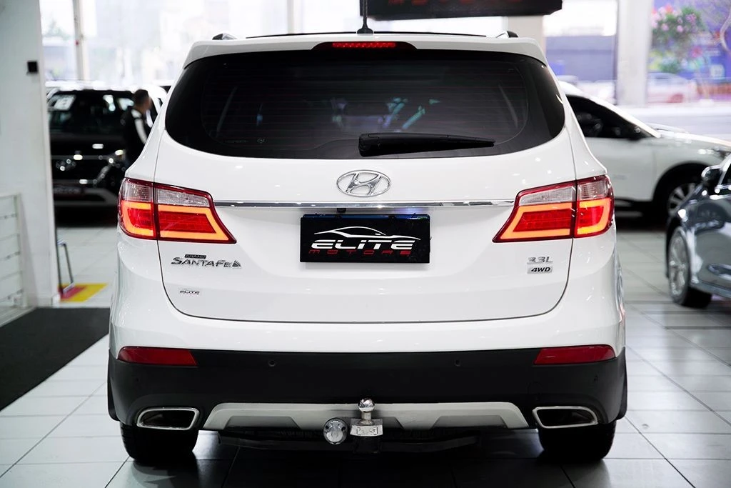 HYUNDAI GRAND SANTA FE