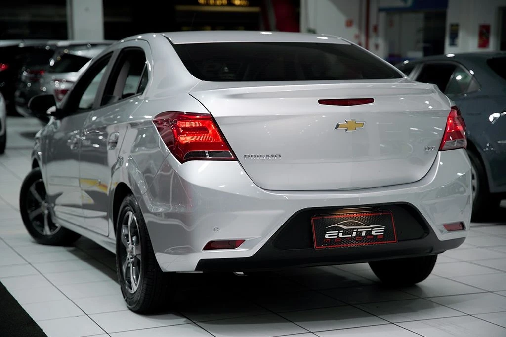CHEVROLET PRISMA