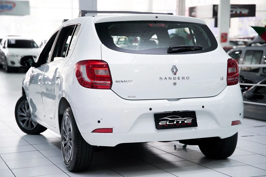 RENAULT SANDERO