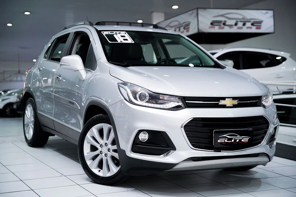 CHEVROLET TRACKER