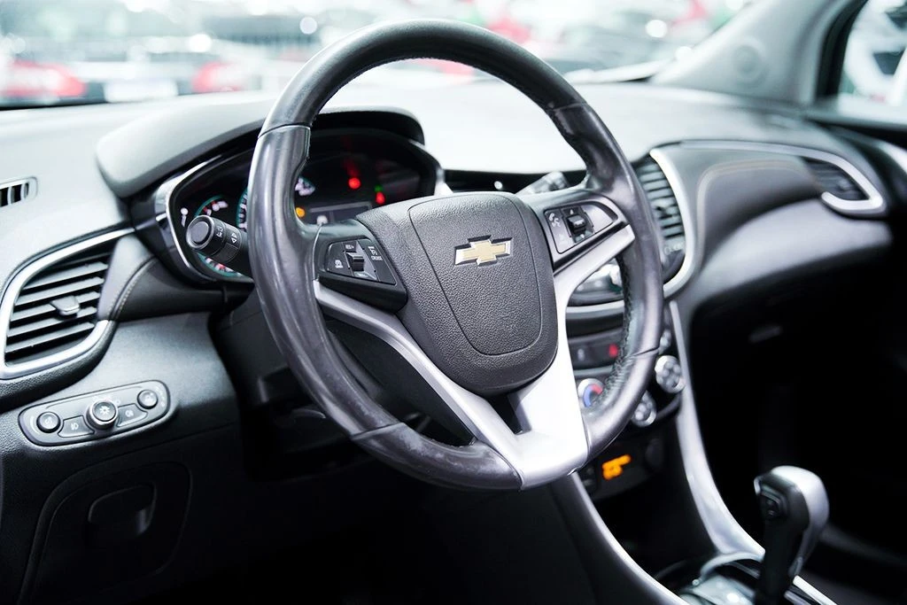 CHEVROLET TRACKER