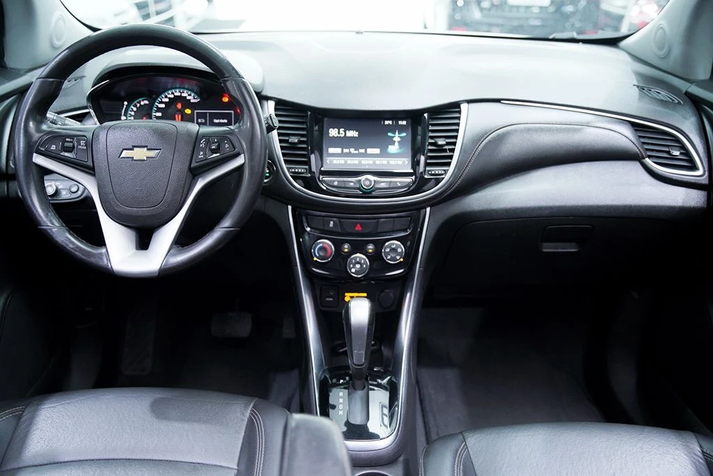 CHEVROLET TRACKER