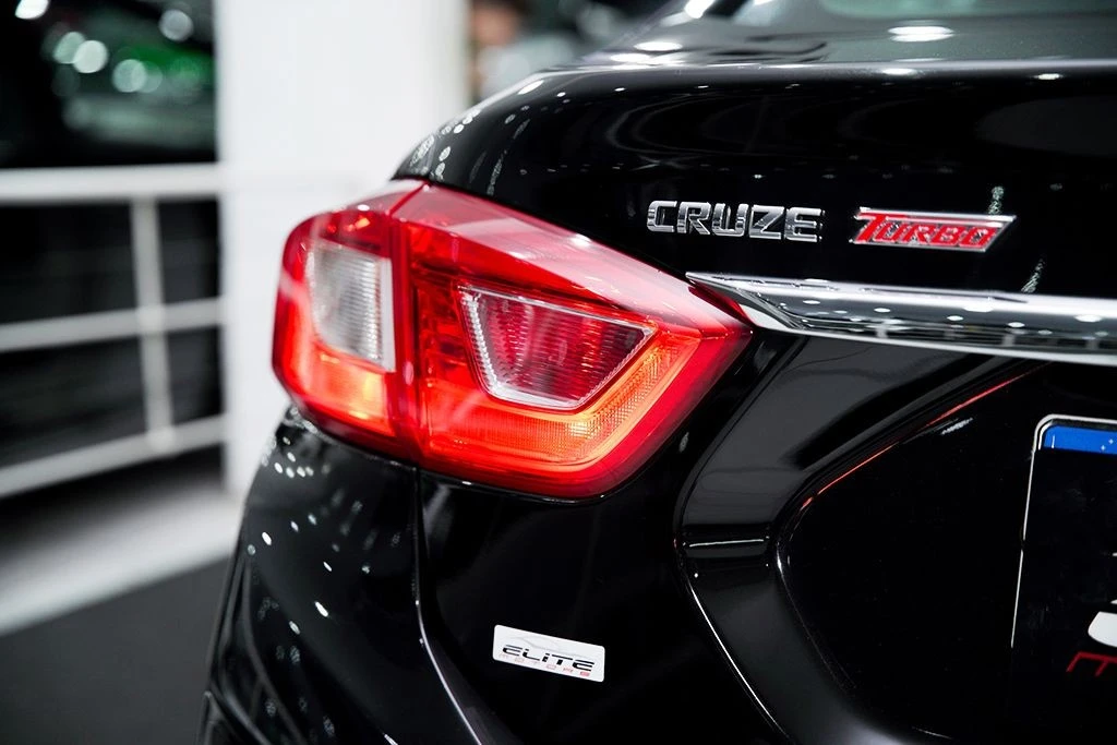 CHEVROLET CRUZE