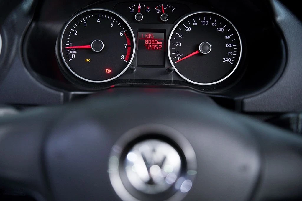 VOLKSWAGEN SAVEIRO