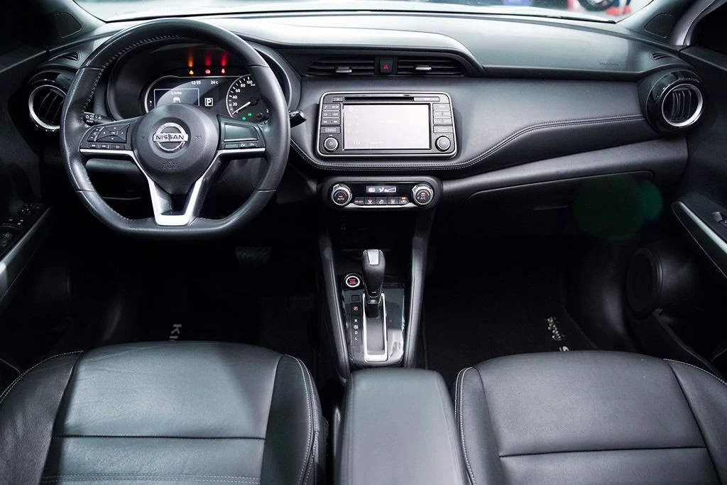 NISSAN KICKS