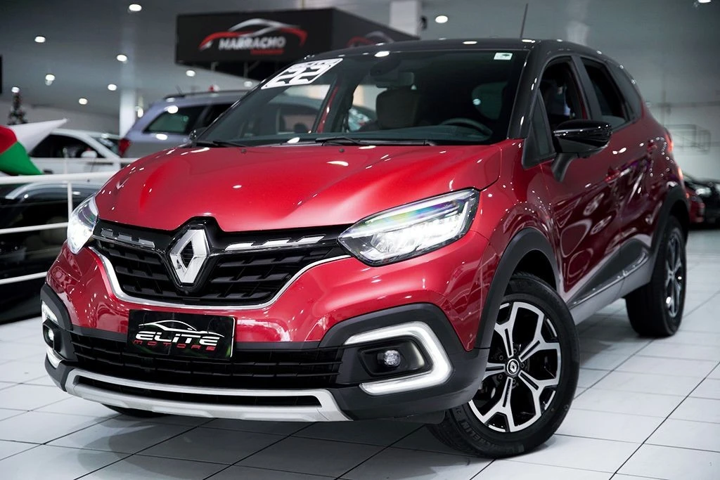 RENAULT CAPTUR