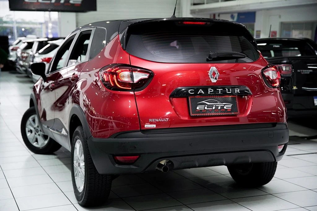 RENAULT CAPTUR