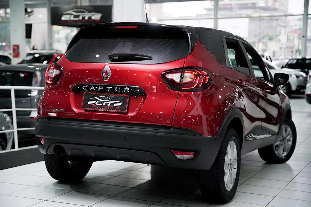 RENAULT CAPTUR