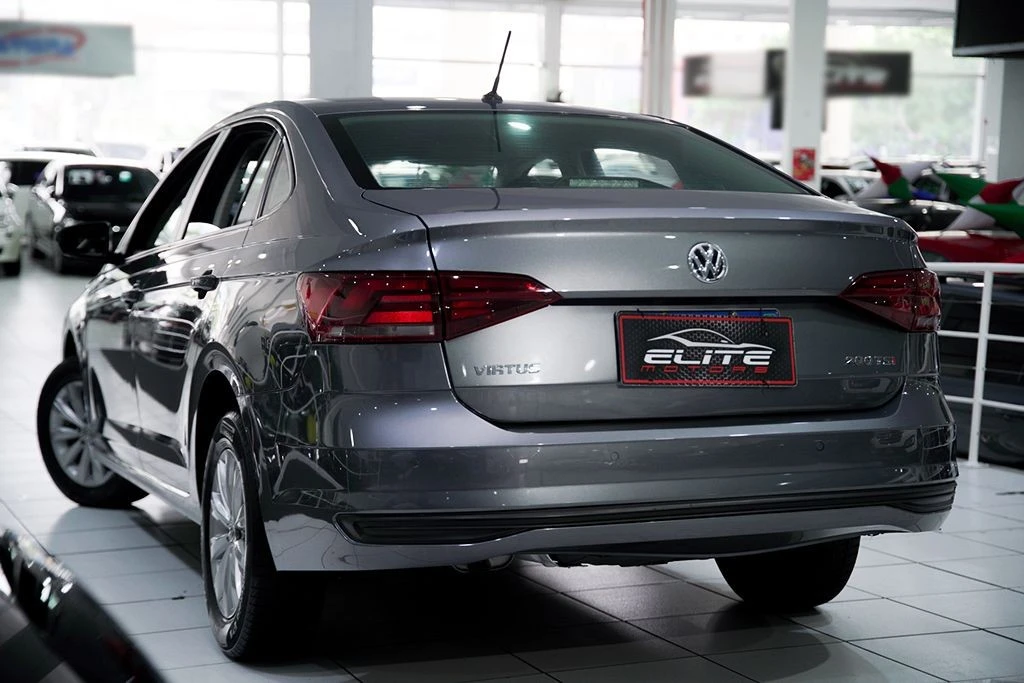 VOLKSWAGEN VIRTUS