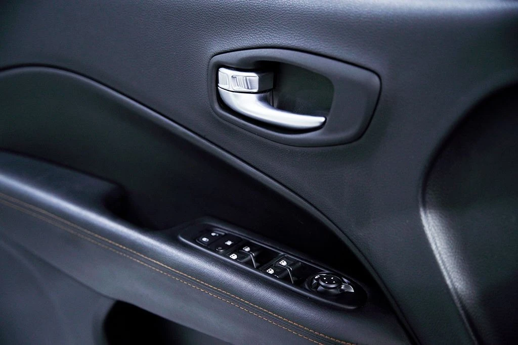 COMPASS 2.0 16V LIMITED