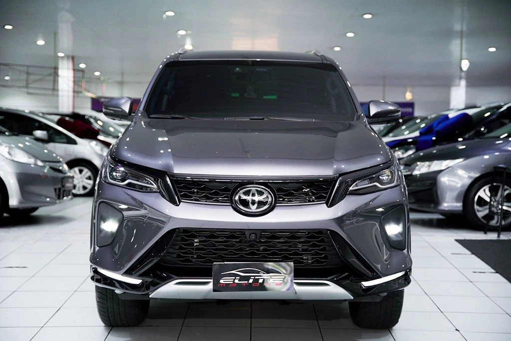 TOYOTA HILUX SW4