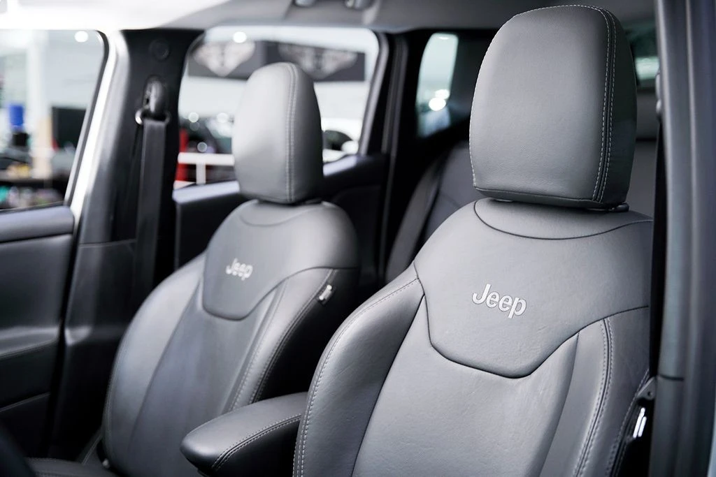 RENEGADE 1.8 16V SPORT