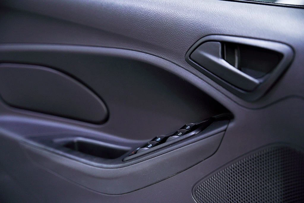 KA 1.5 TIVCT SE PLUS SEDAN