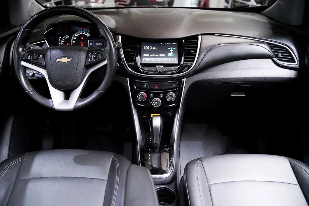 CHEVROLET TRACKER