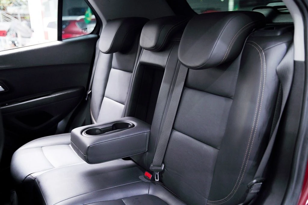 CHEVROLET TRACKER
