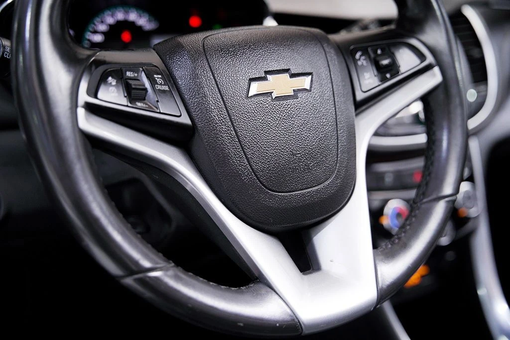 CHEVROLET TRACKER