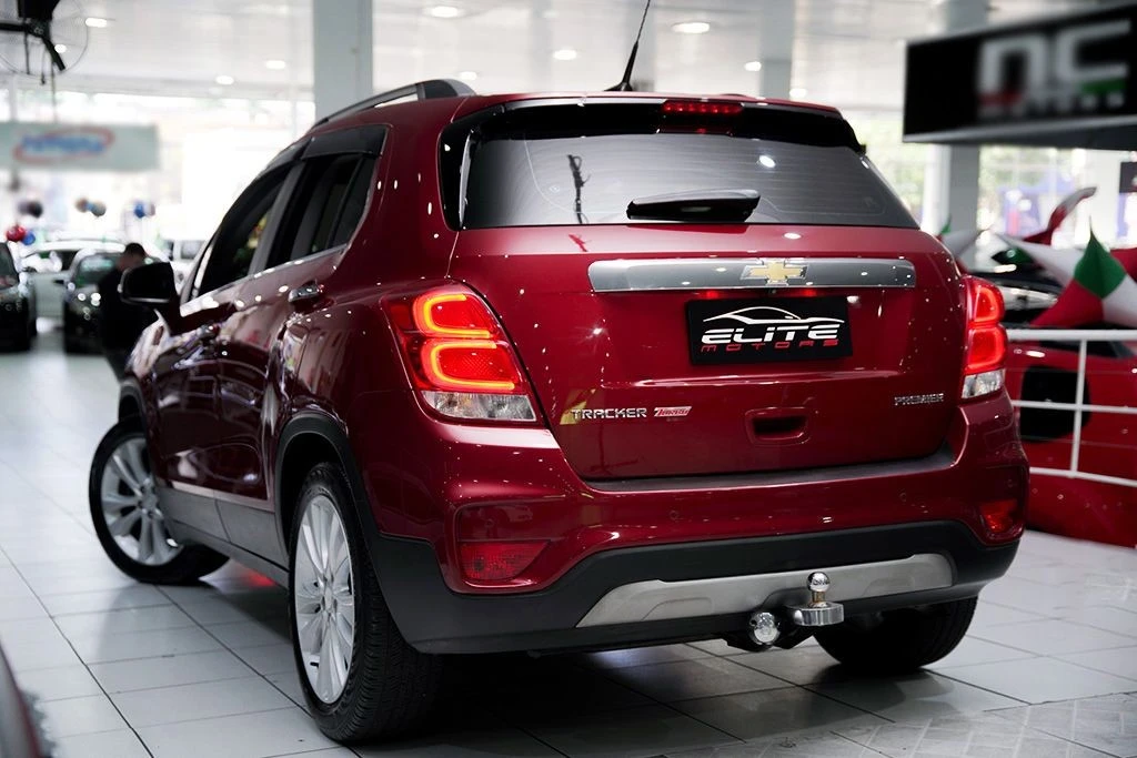 CHEVROLET TRACKER
