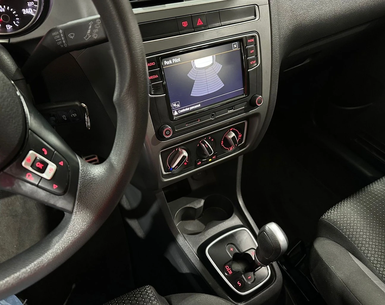VOLKSWAGEN FOX