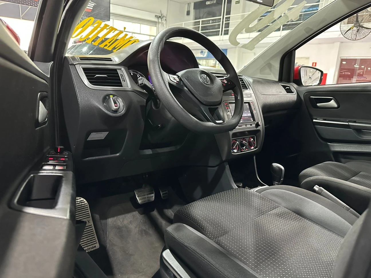 VOLKSWAGEN FOX