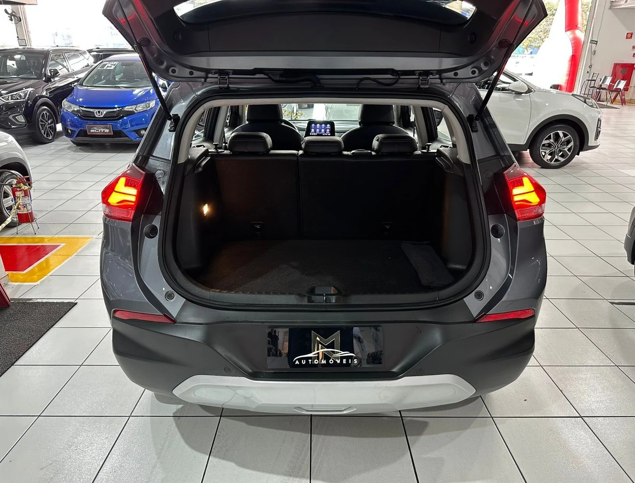 CHEVROLET TRACKER
