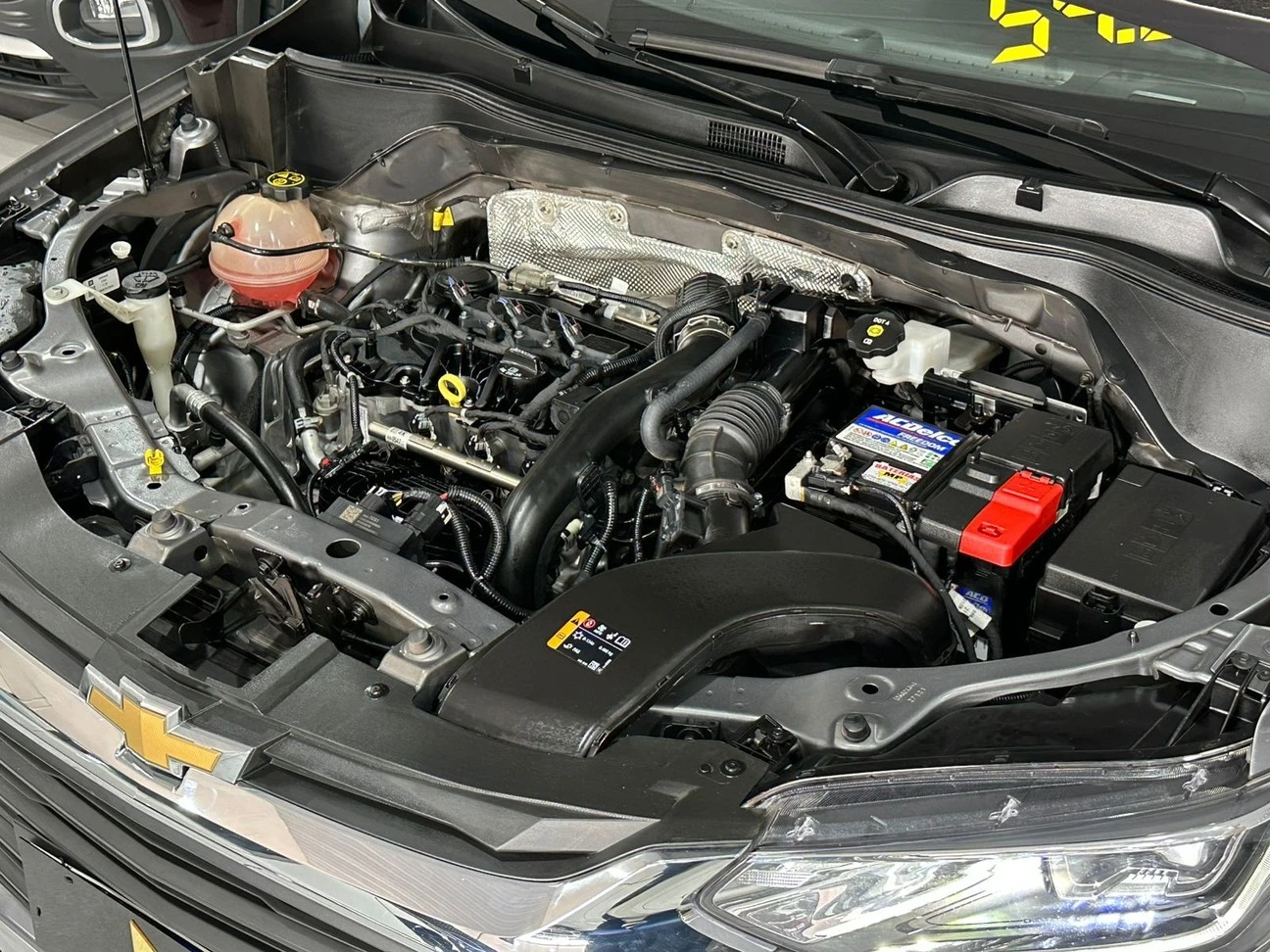 CHEVROLET TRACKER