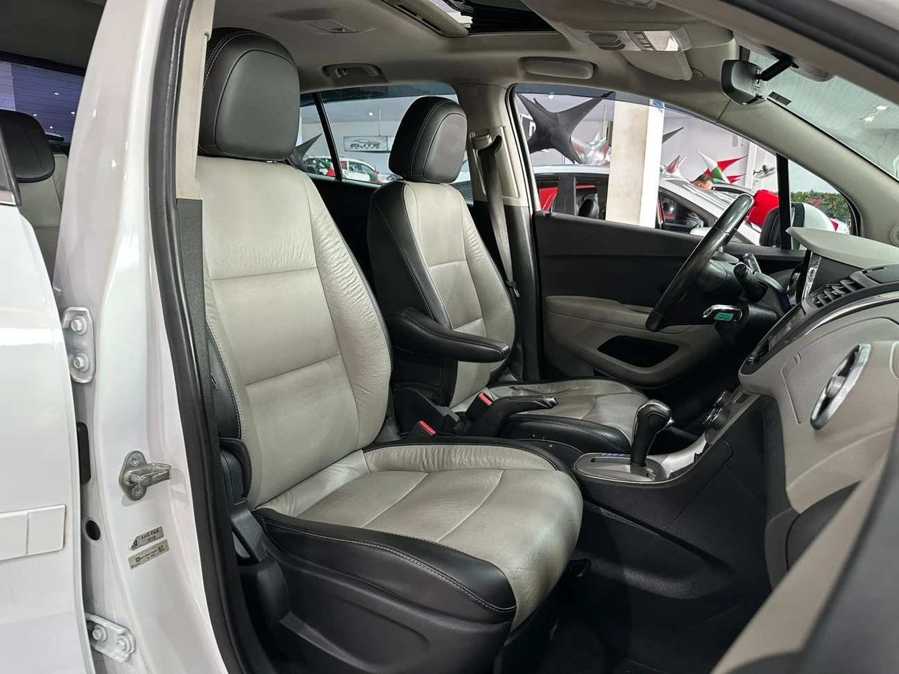 CHEVROLET TRACKER