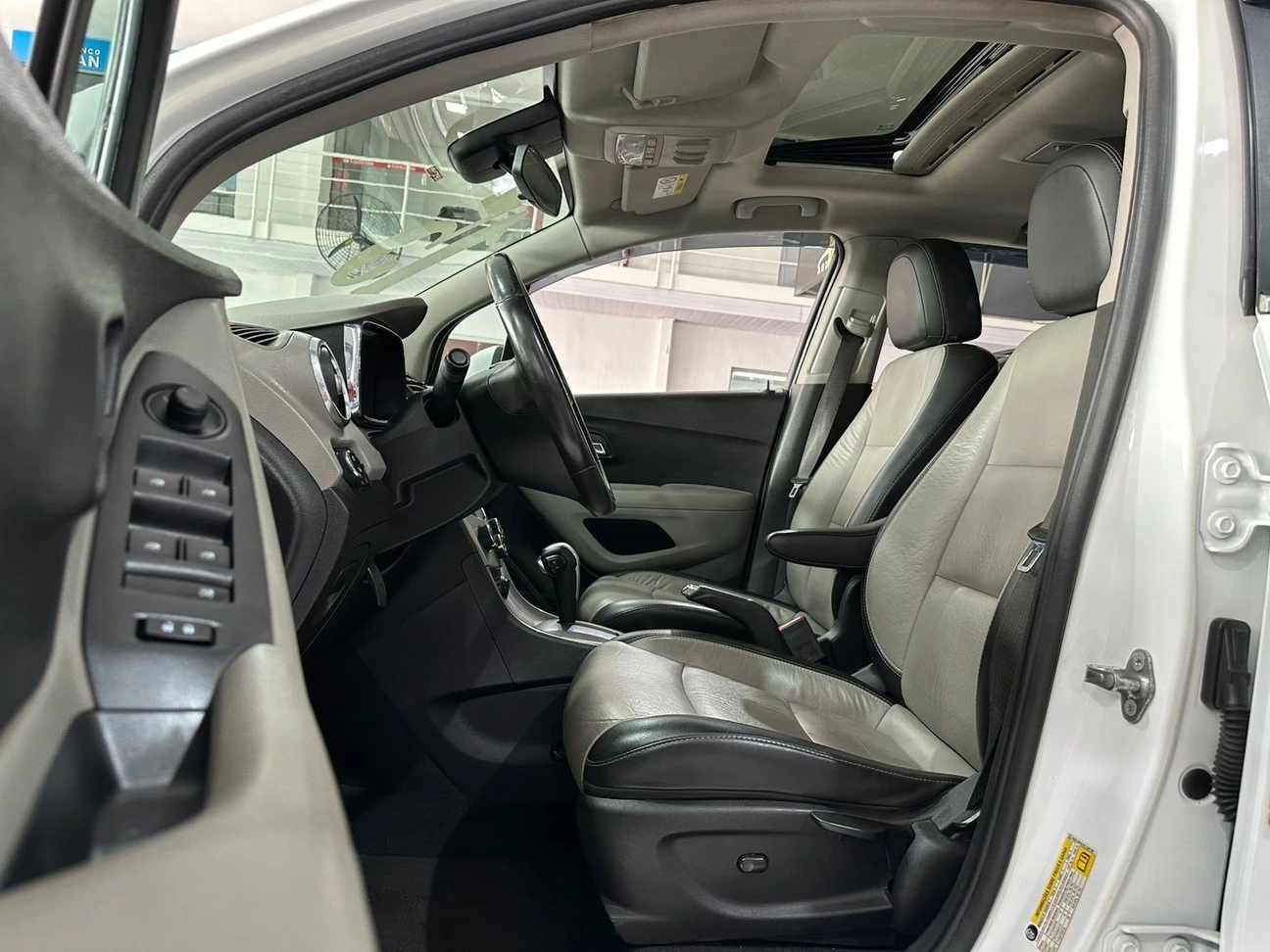 CHEVROLET TRACKER