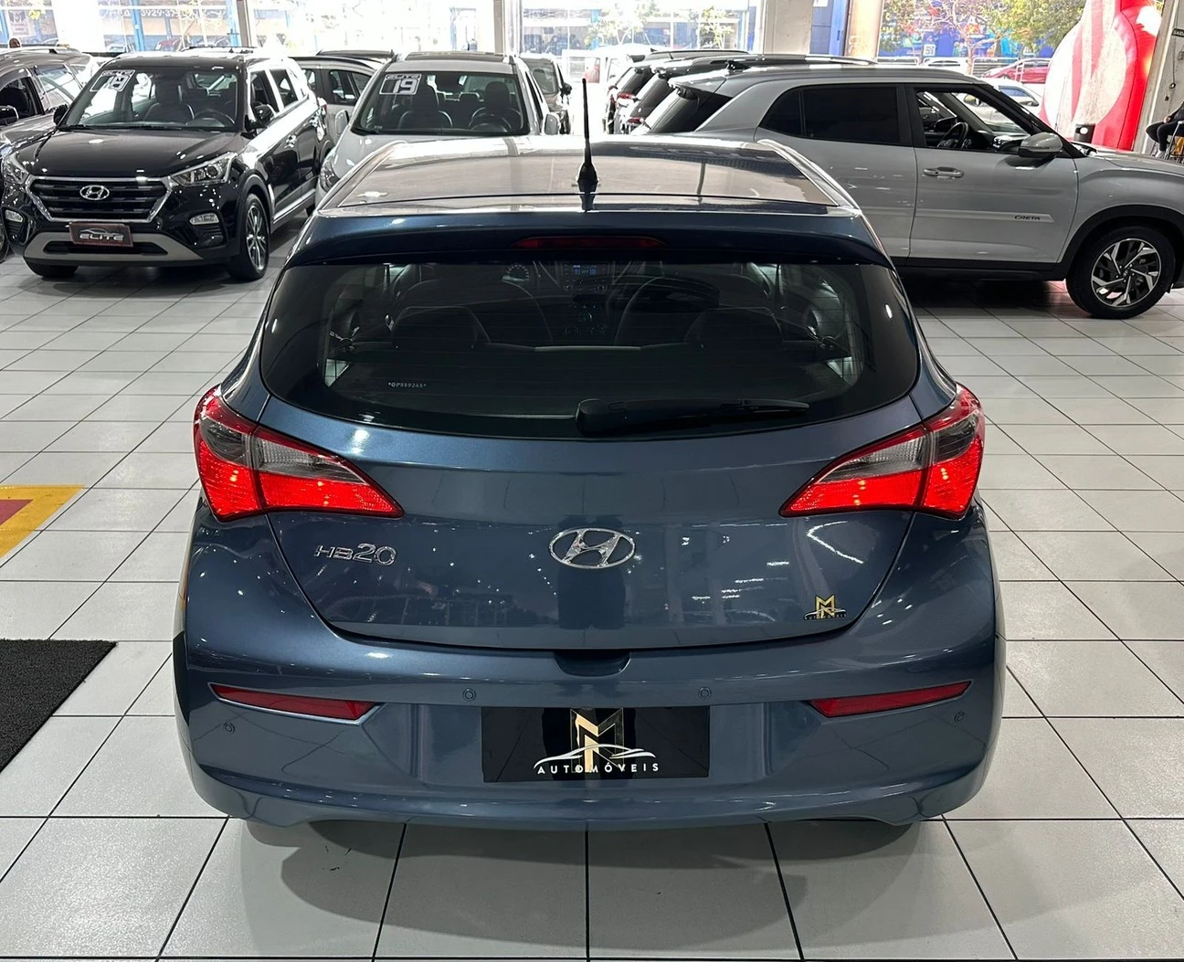 HYUNDAI HB20
