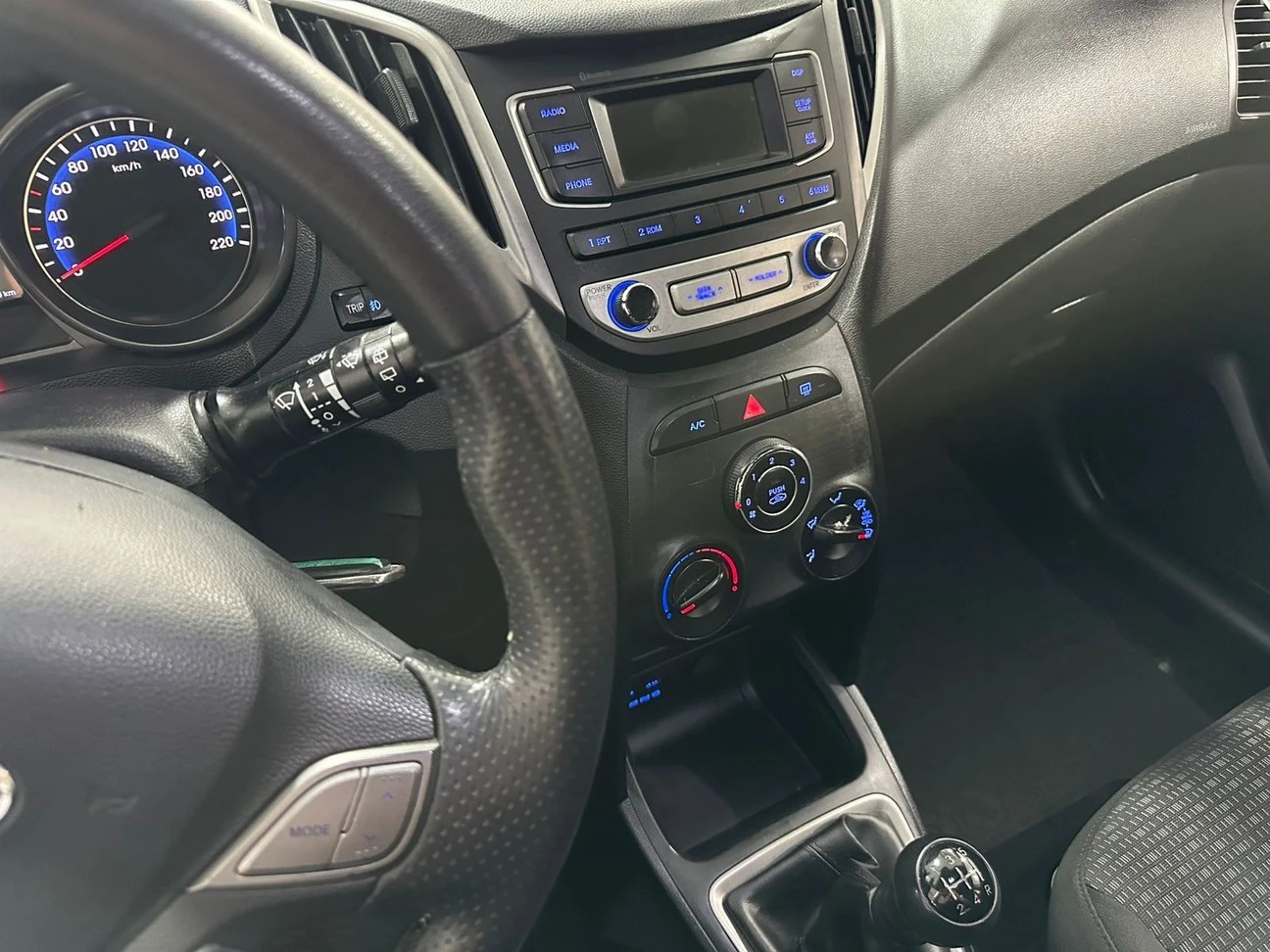 HYUNDAI HB20