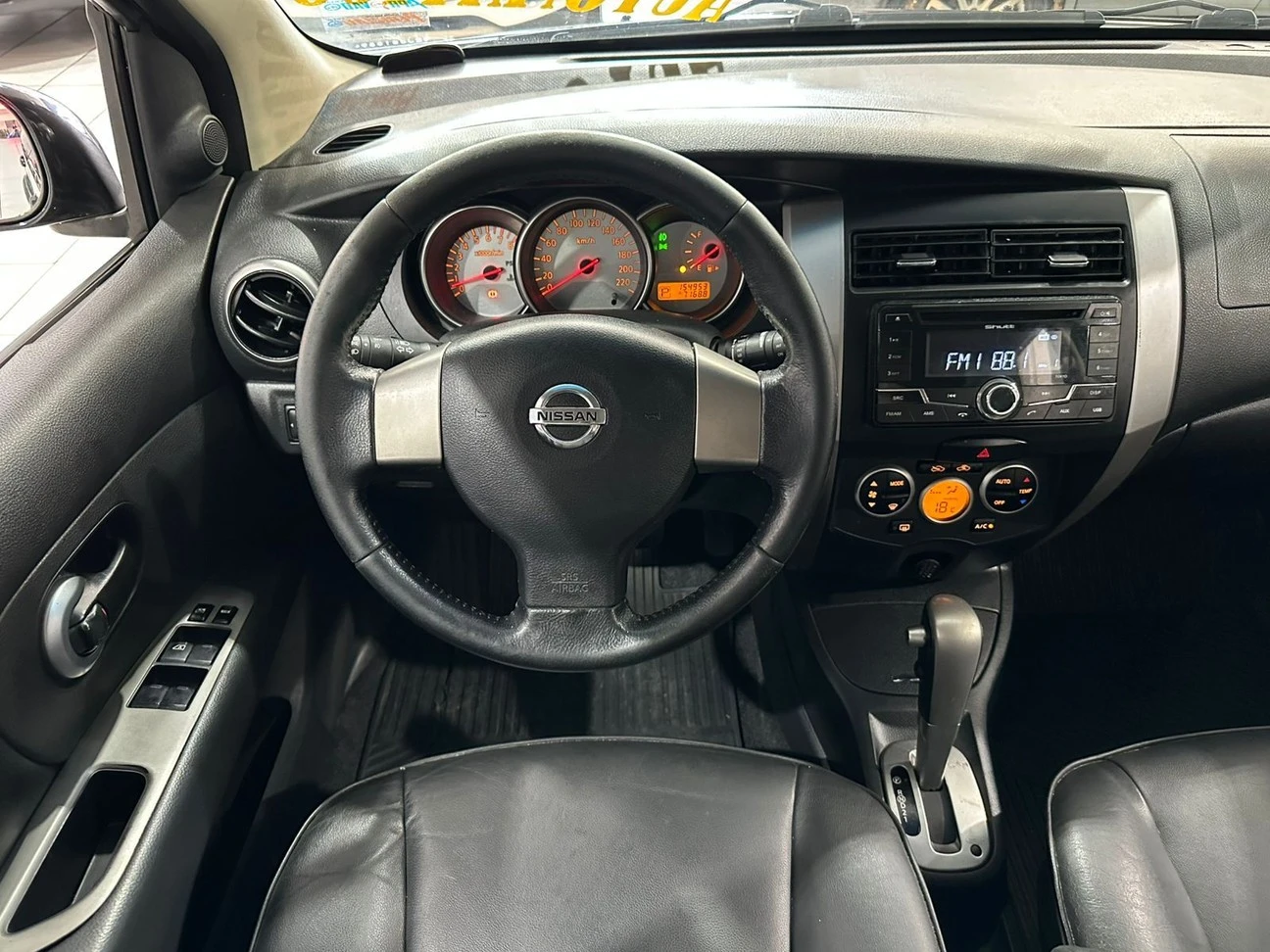 NISSAN LIVINA