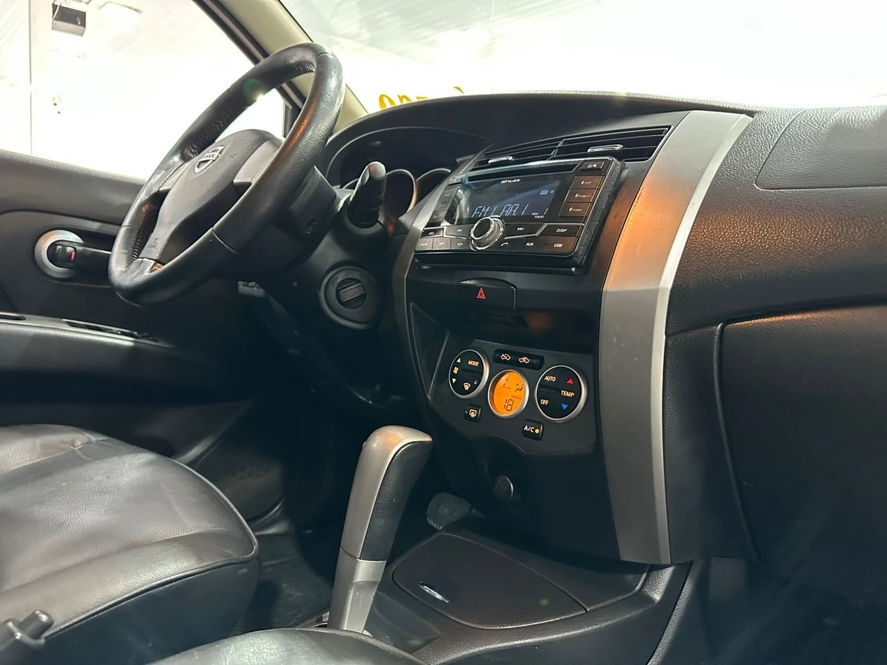 NISSAN LIVINA