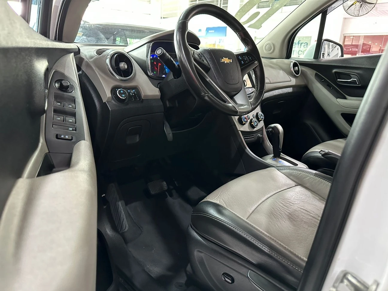 CHEVROLET TRACKER