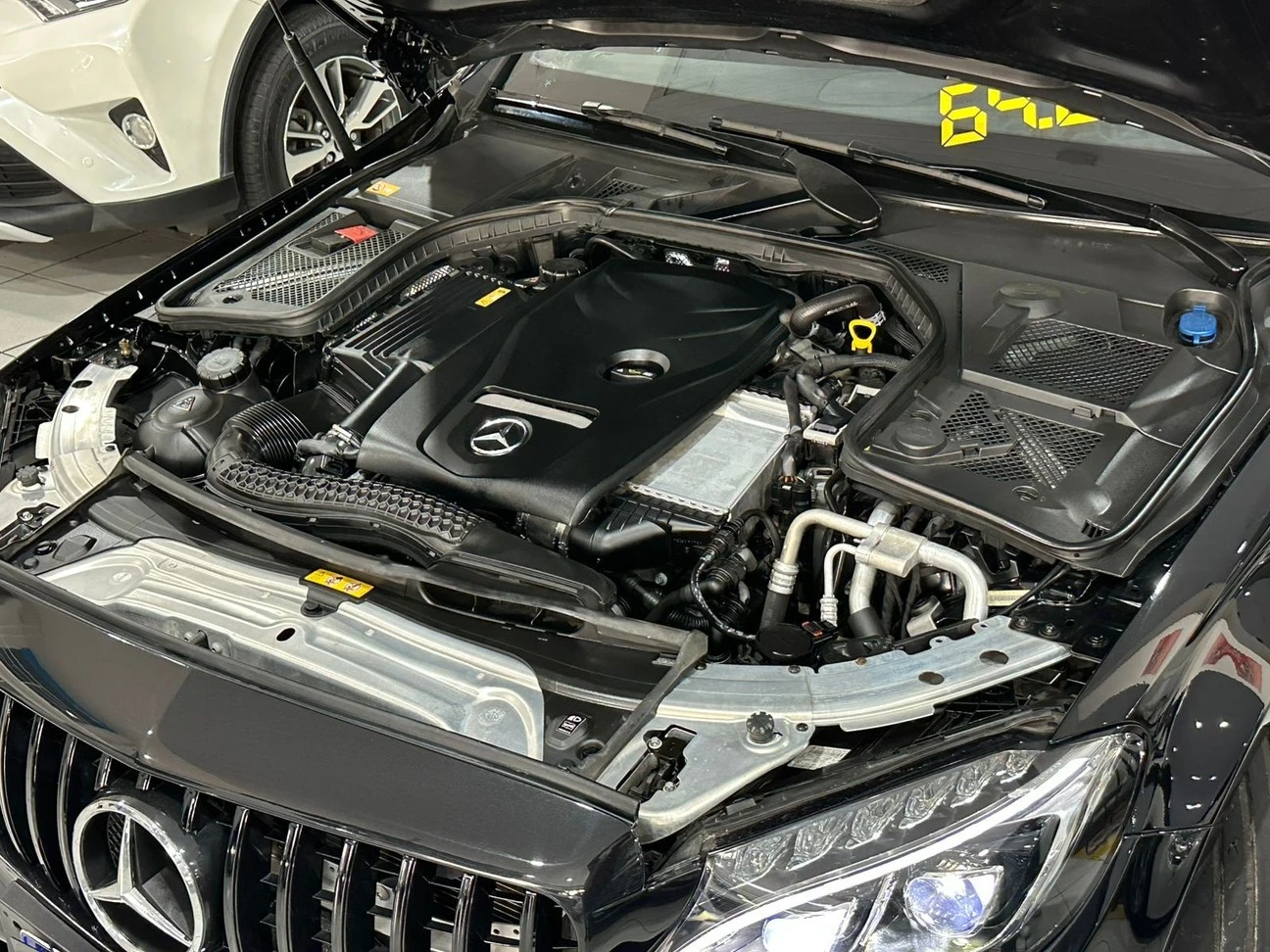 MERCEDES-BENZ C 250