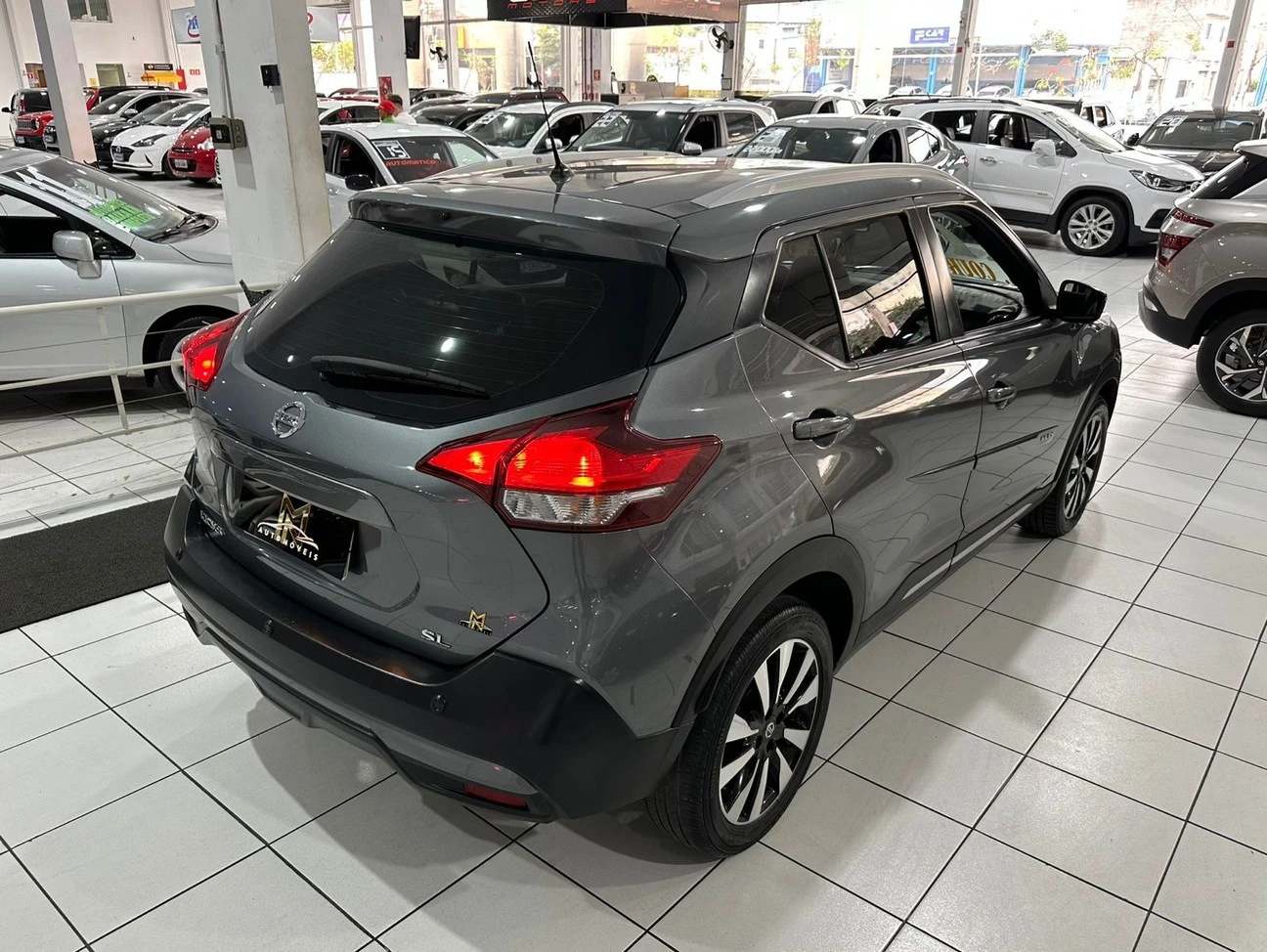 NISSAN KICKS