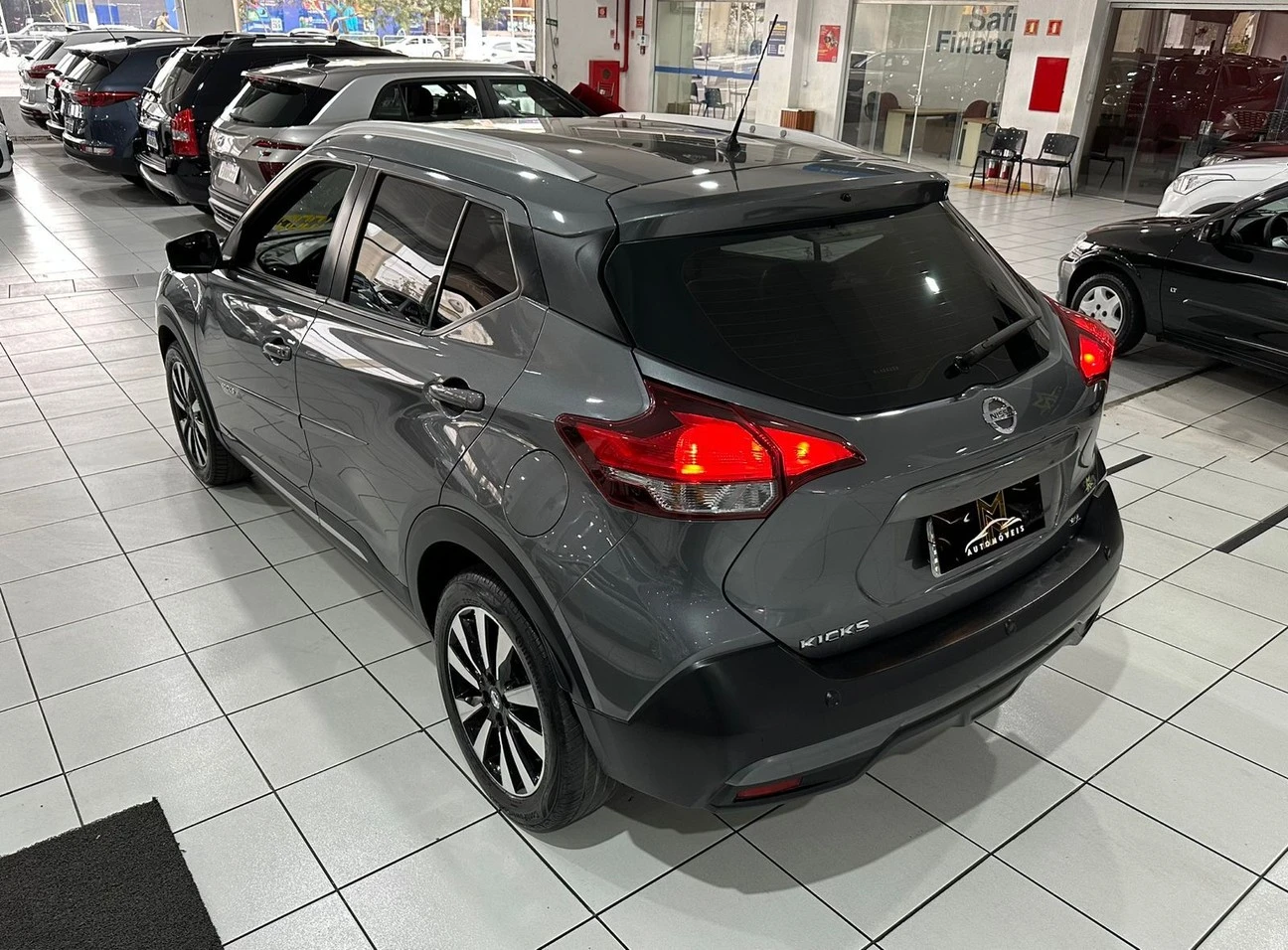 NISSAN KICKS