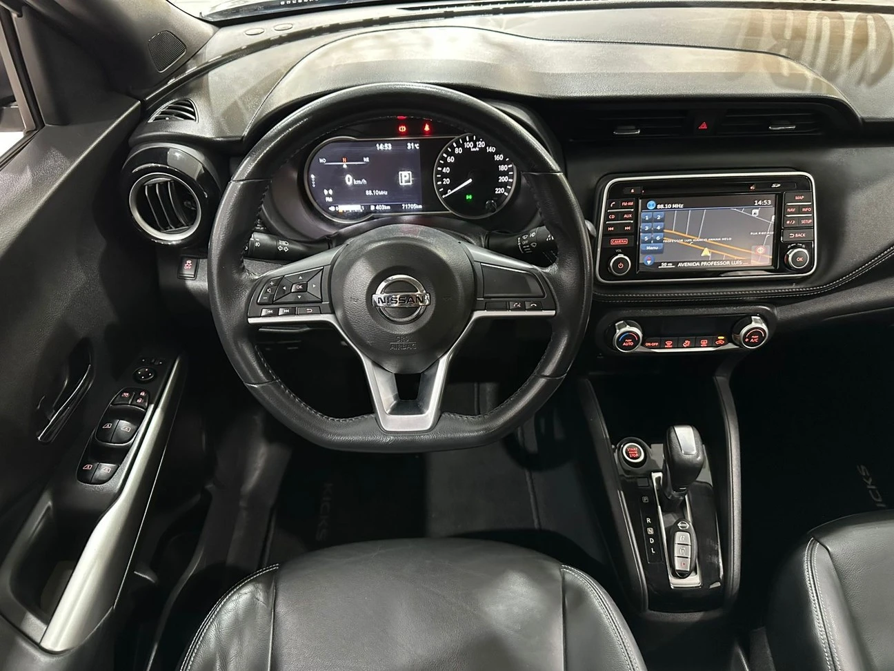 NISSAN KICKS