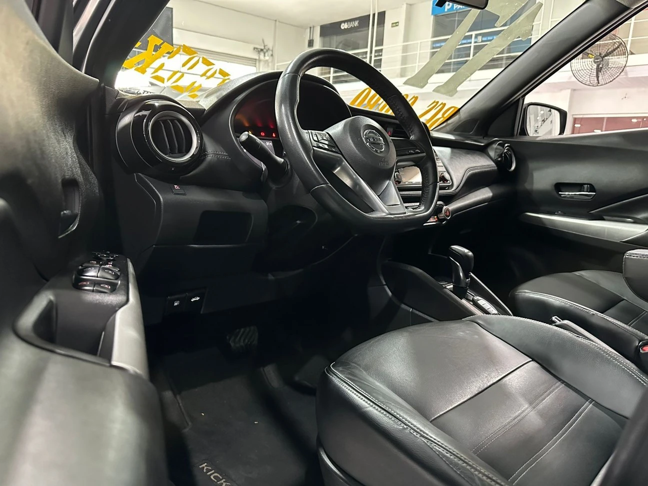 NISSAN KICKS