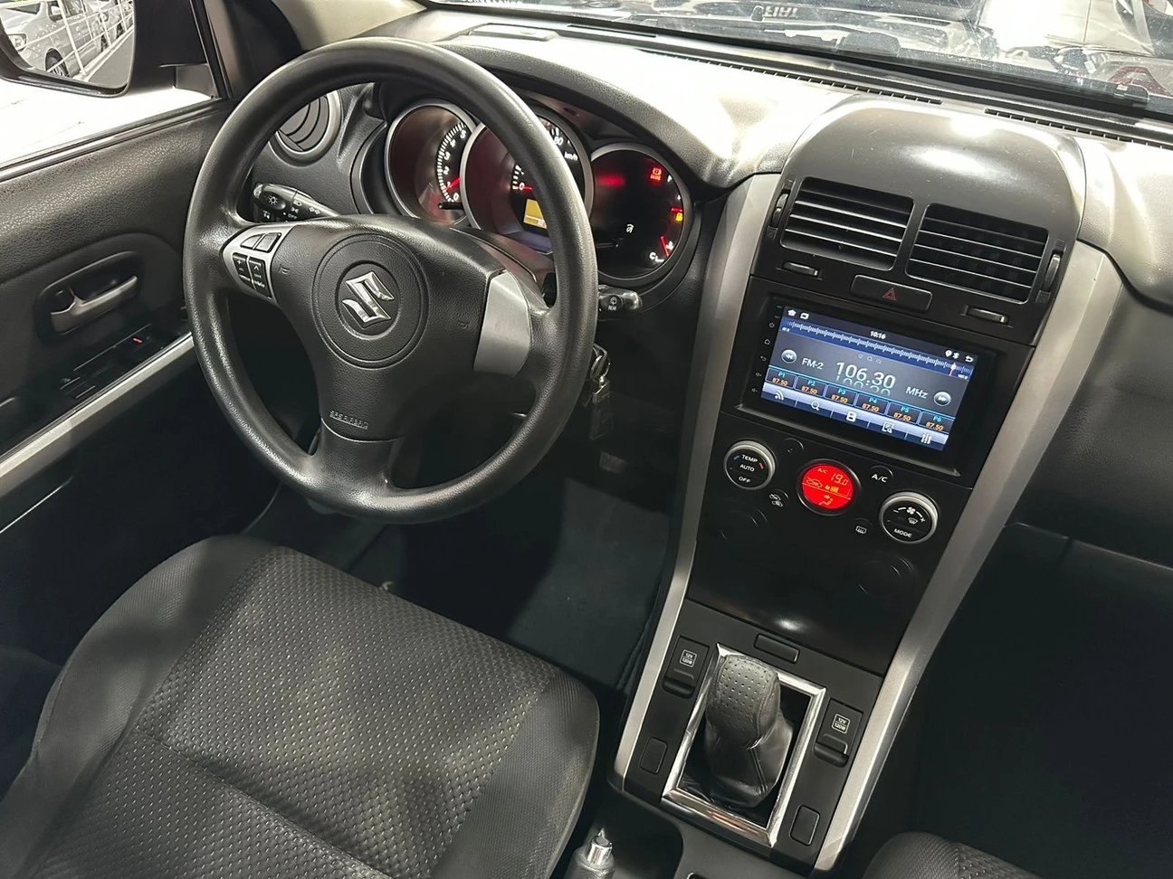 SUZUKI GRAND VITARA