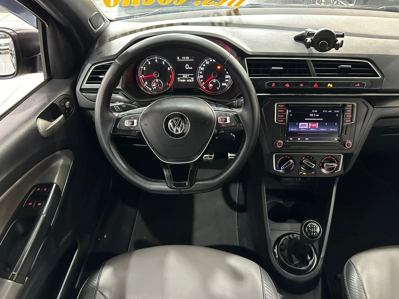 VOLKSWAGEN SAVEIRO